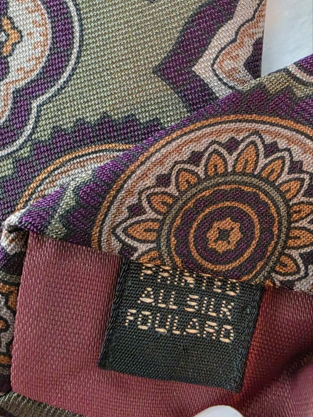 Vintage Bert Pulitzer Silk Foulard Tie Green Medallion Classic